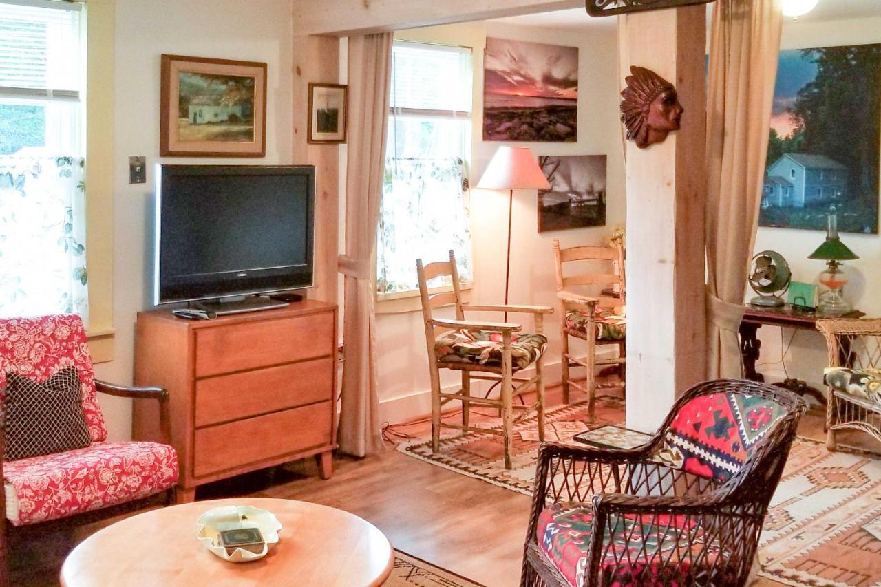 Rustic-Chic Cottage With Yard And Grill - Near Hiking! Northfield Exteriör bild